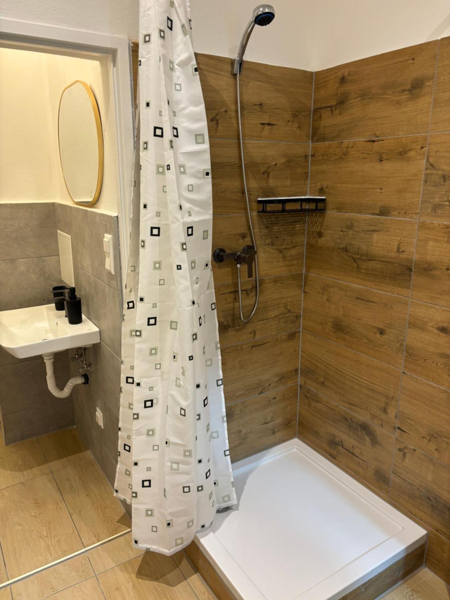 Anda City Rooms Вена Экстерьер фото
